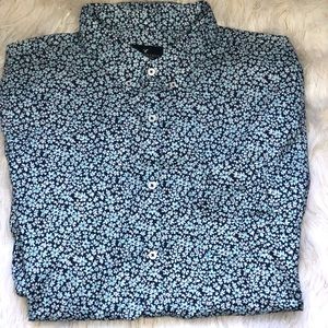 AMERICAN EAGLE BUTTON DOWN
